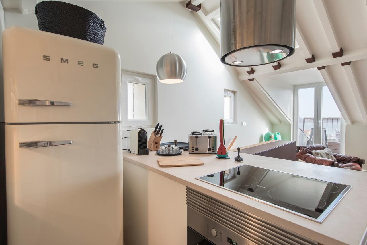 Lovelystay - Stunning Penthouse With The Best Views Lisbon Bagian luar foto