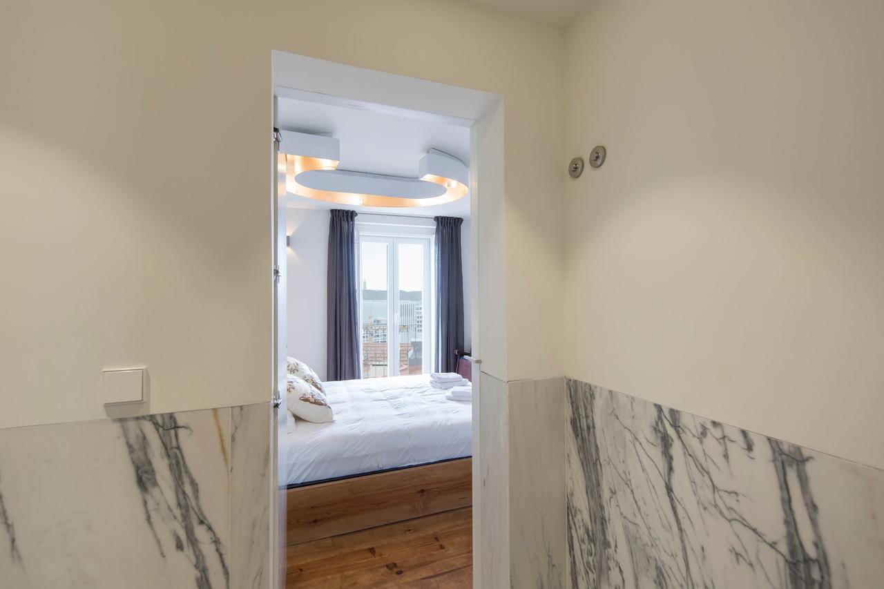 Lovelystay - Stunning Penthouse With The Best Views Lisbon Bagian luar foto